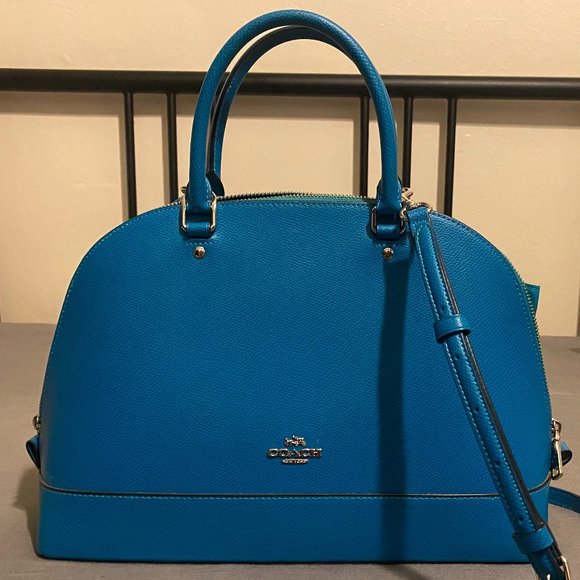 Coach Handbags - Coach Turquoise Bag